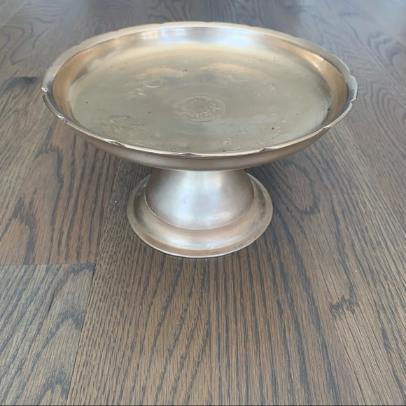 Vintage Footed Etched Brass Altar Dish Bowl Pedestal Asian Engraving - Picture 3 of 5